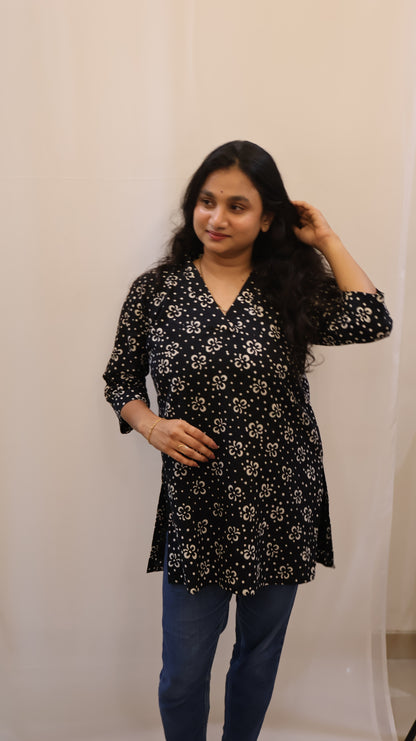 Black Sanganeri Hand Block Print Pure Cotton Short top | Traditional Floral Buti Block Printed - BHARATIYA ETHONICS Short Top
