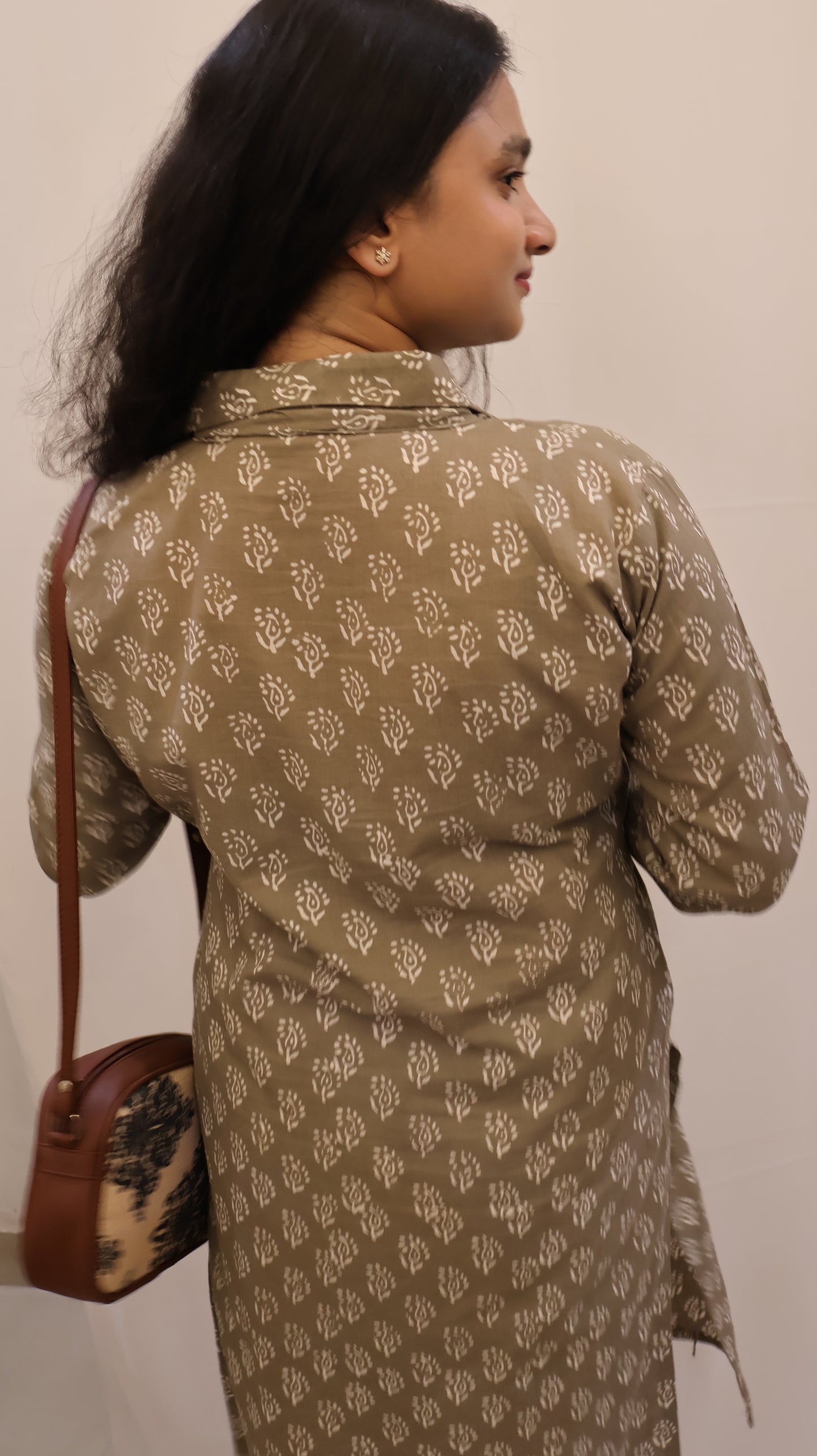 Ethnic Wear Olive Sanganeri Hand Block Print Cotton Kurta – Straight Fit Collared-BHARATIYA ETHONICS KURTA
