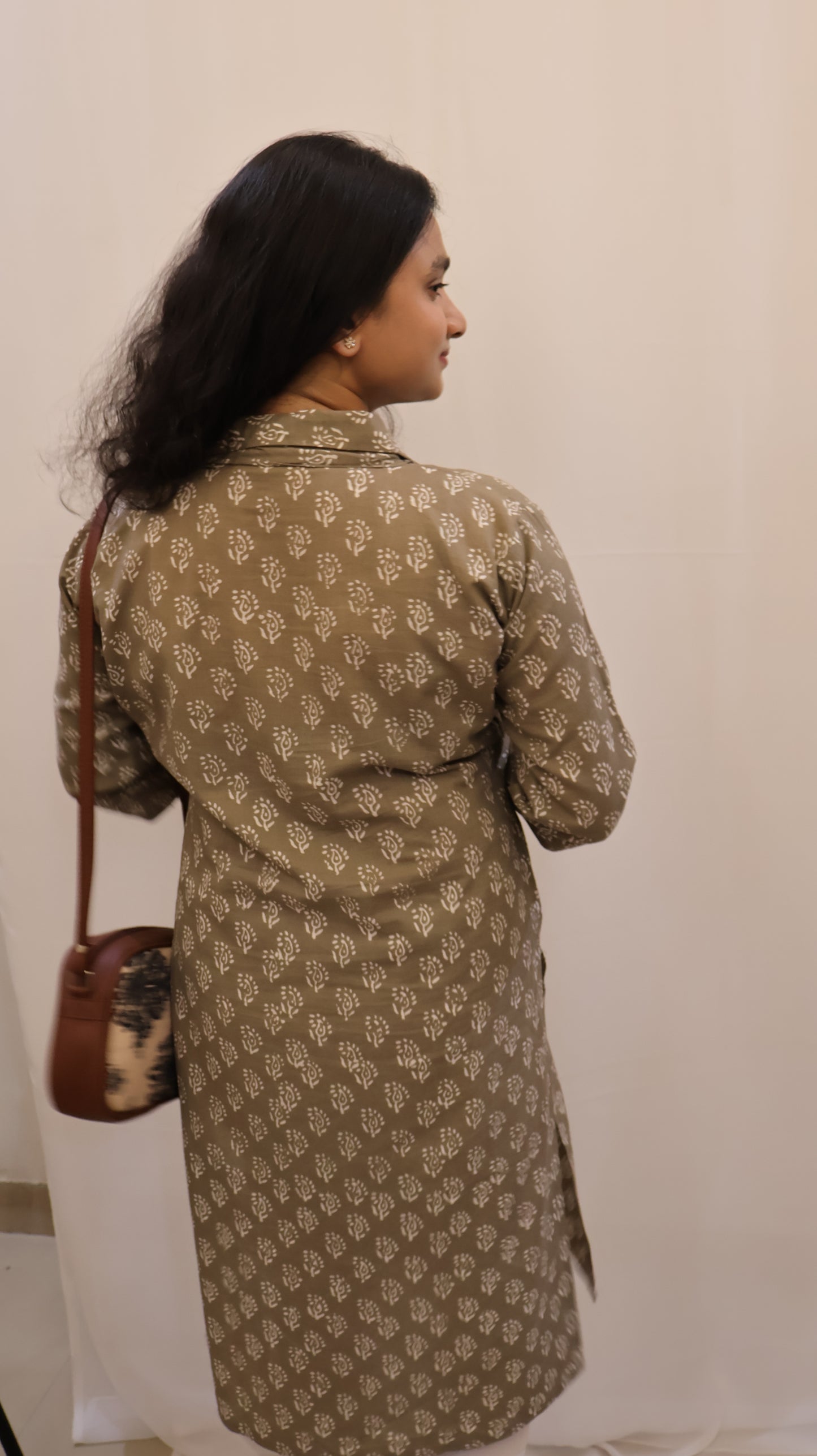 Ethnic Wear Olive Sanganeri Hand Block Print Cotton Kurta – Straight Fit Collared-BHARATIYA ETHONICS KURTA